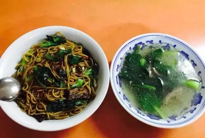 有一种炫富叫人到中年父母健在,有一种高级的炫富