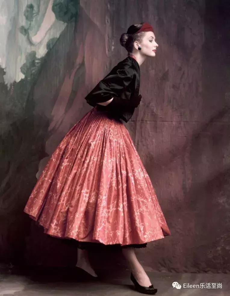 关于赫本与他的爱情故事,赫本一生的真实故事