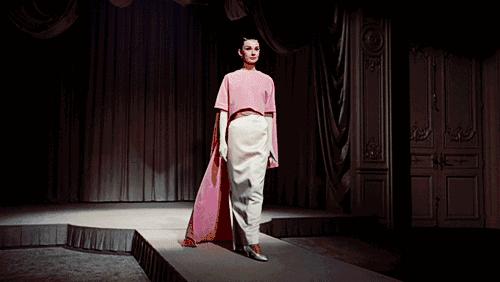 关于赫本与他的爱情故事,赫本一生的真实故事