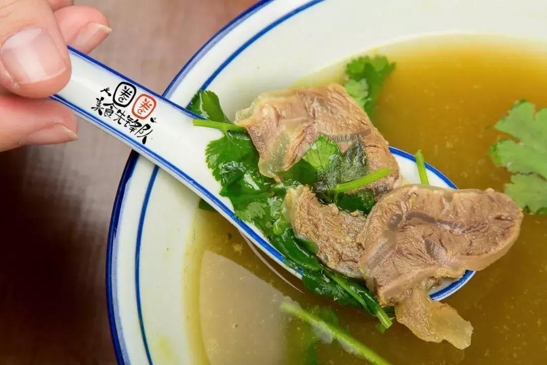 南昌这家煎包店日售2000个人均15元!现在64折,煎包套餐免费送!