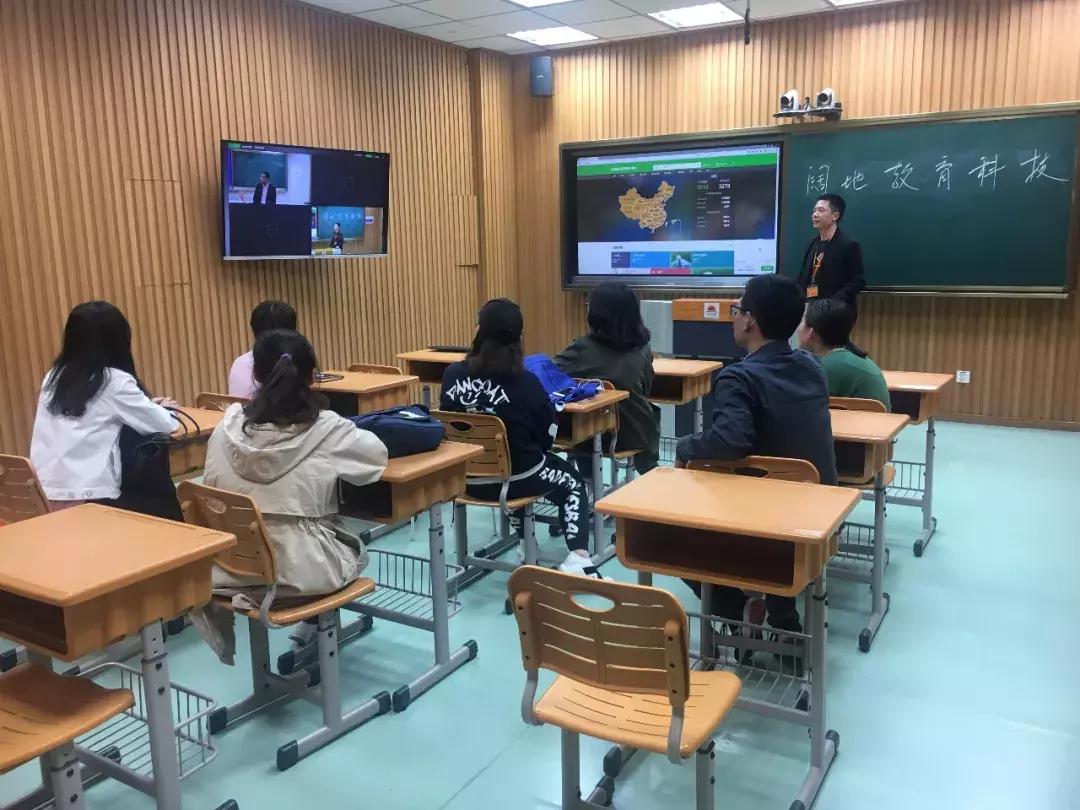 嗨，苏大同学，这节课我们聊一个千万级项目！