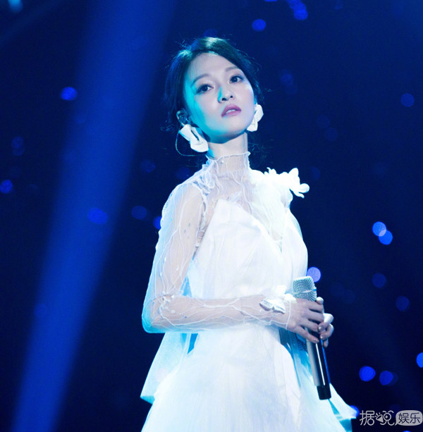 洪真英粉底视频,陈数用的粉底