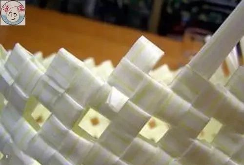 塑料带手工编织篮子收纳筐,塑料袋收纳筐