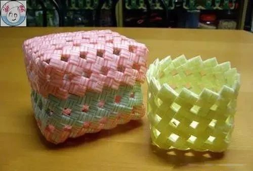 塑料带手工编织篮子收纳筐,塑料袋收纳筐