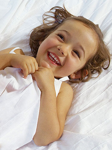 孩子总想你陪着睡怎么办？我来教你培养孩子独自入睡的好习惯！