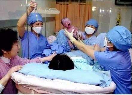 准妈妈见红是什么症状,孕妈妈见红是不是快生了