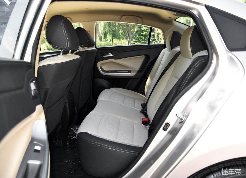 公认开不坏的三款神车,开到报废也开不烂的几款国产神车