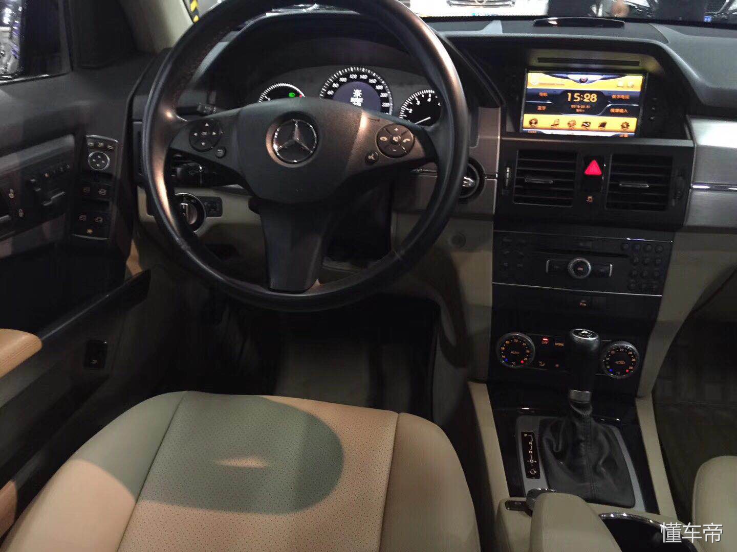 老款奔驰glk300是什么发动机,奔驰GLK300时尚版