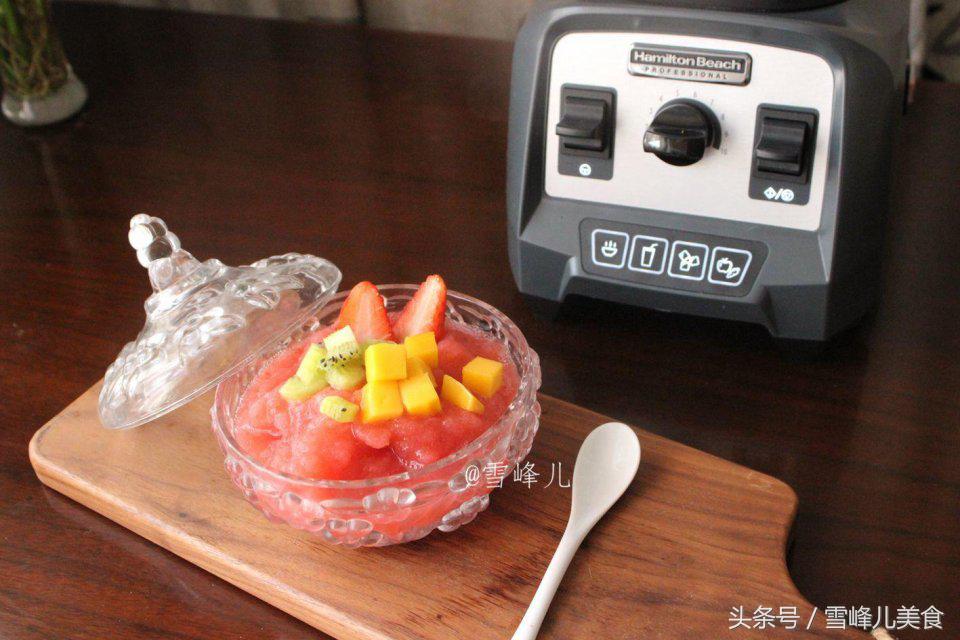 在家做西瓜沙冰的做法,怎样做清爽热带水果沙冰