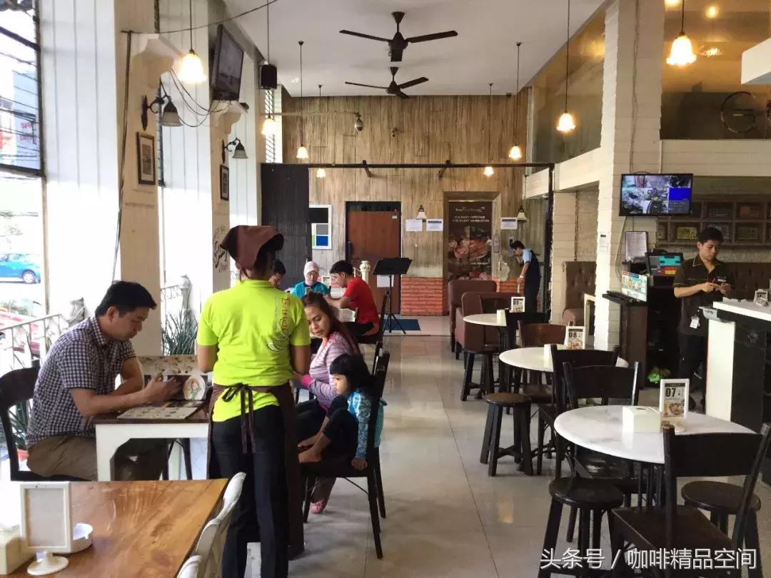 去咖啡厅能做什么工作,到咖啡店工作能做长久吗