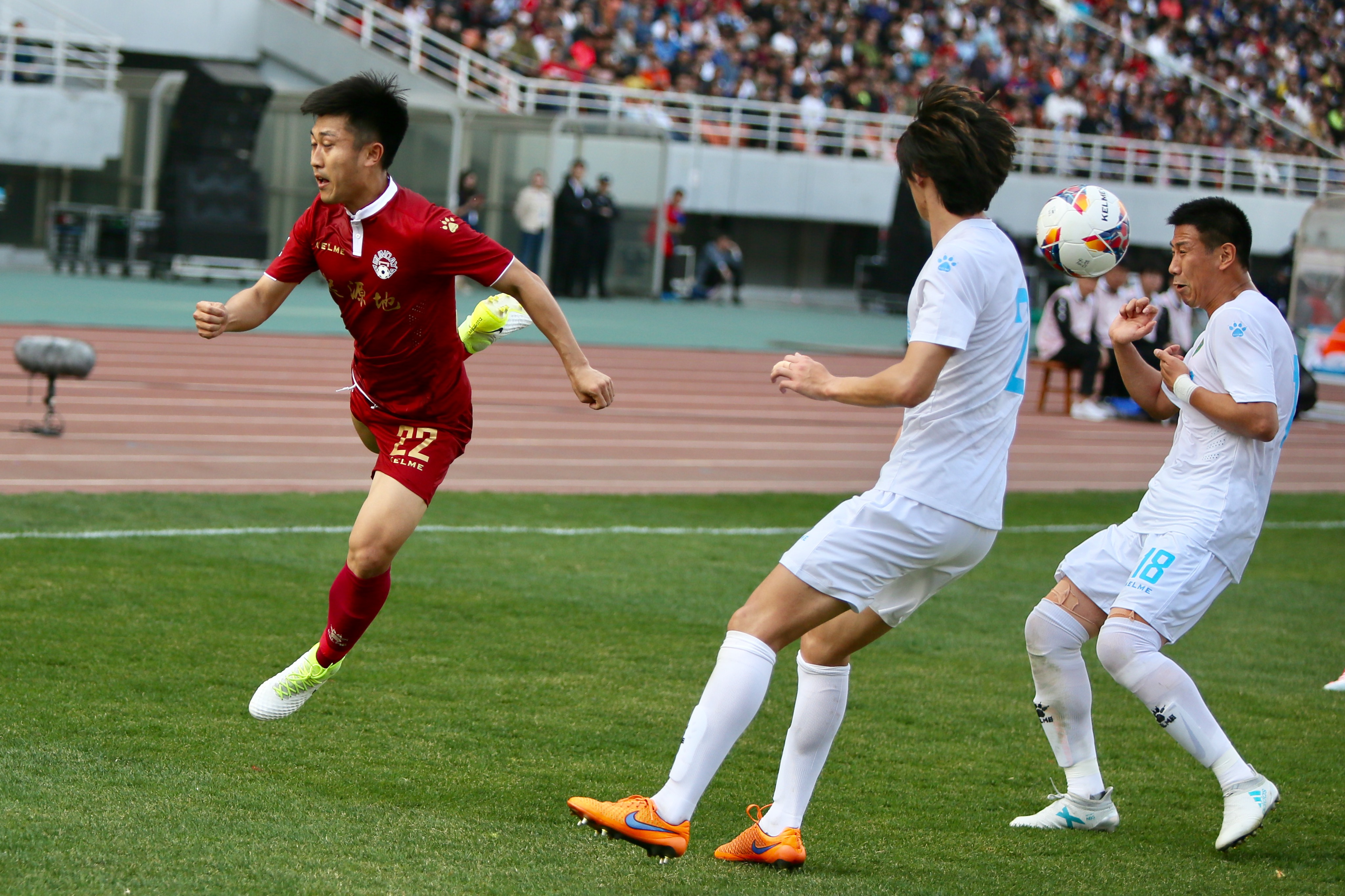 淄博足球比赛沾化领跑,淄博足球中乙比赛时间