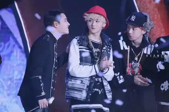 人气偶像男团时代少年团,超人气男子偶像组合exo