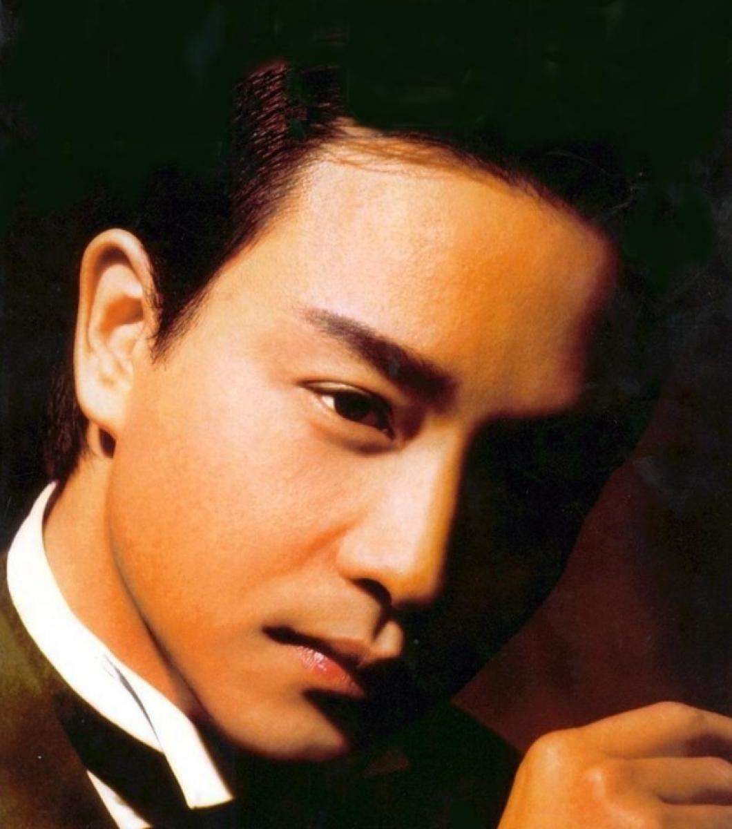 张国荣哥哥经典歌曲完整版,怀念哥哥张国荣四首经典歌曲