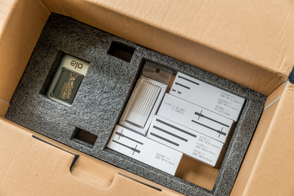 不仅能指纹识别，还可以微信开门，这款指纹锁操作666