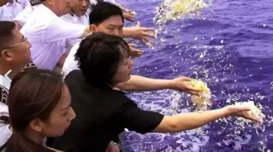 在天愿作比翼鸟，在地愿为连理枝：烈士遗孀回忆与王伟的爱情