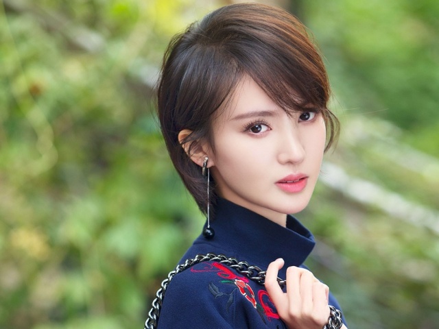 邓伦误将马思纯叫成“晨晨”，这是与金晨分手后还念念不忘？