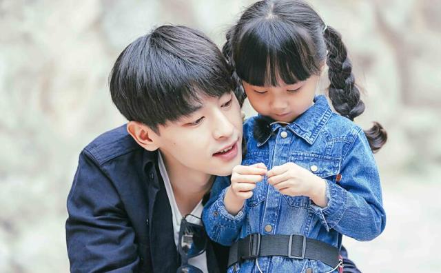 邓伦误将马思纯叫成“晨晨”，这是与金晨分手后还念念不忘？