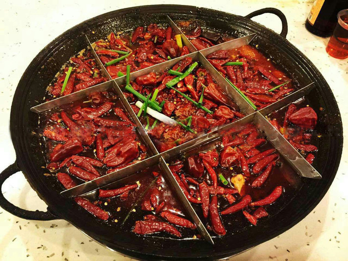 沈阳新民兴隆堡川蜀香重庆老火锅,重庆新桥医院附近哪家火锅最好吃