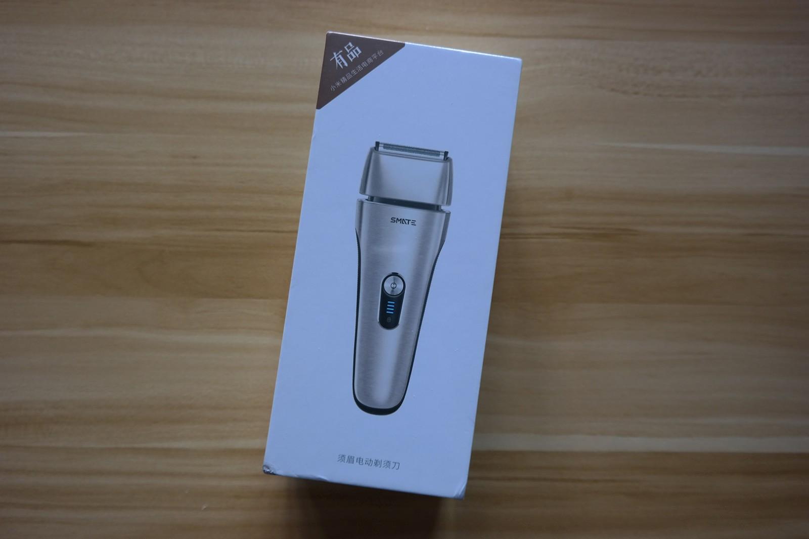 小米须眉灵动三刀头剃须刀评测,小米剃须刀往复式和旋转式测评