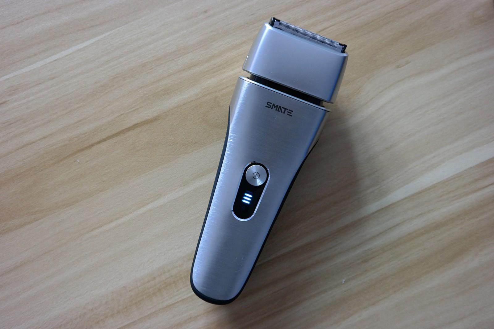 小米须眉灵动三刀头剃须刀评测,小米剃须刀往复式和旋转式测评