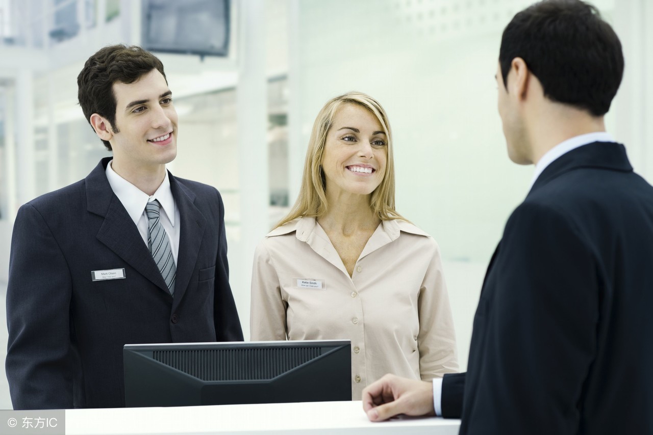 对客户一定要热情主动,需要给客户买点东西吗