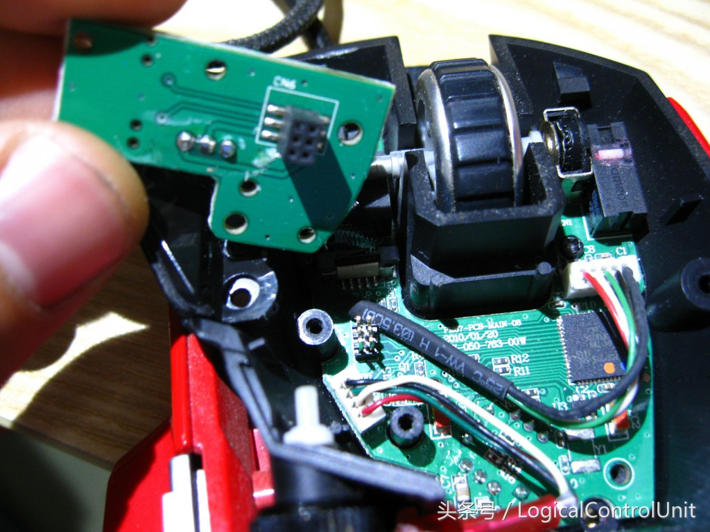 璧涢挍瀹㈤紶鏍噐at7椹卞姩,璧涢挍瀹at7榧犳爣鍔熻兘