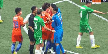 中超鲁能足球裁判视频,中超鲁能裁判视频