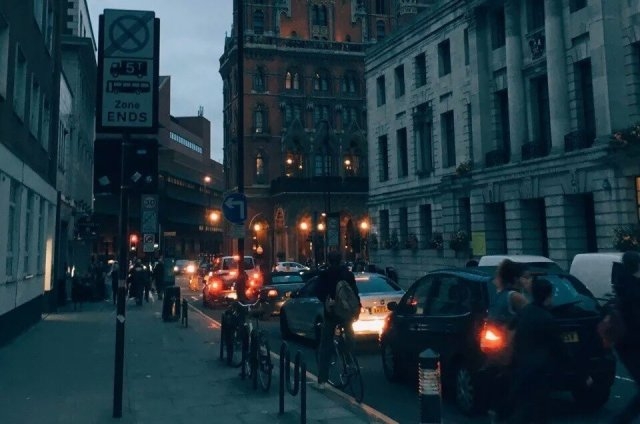 微信聊天提及一句话怎么操作,微信对话聊天一问一答