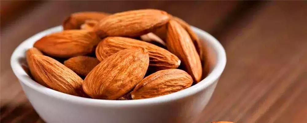 女性美容养颜药酒配方视频,女人泡什么药酒补气血又美容养颜