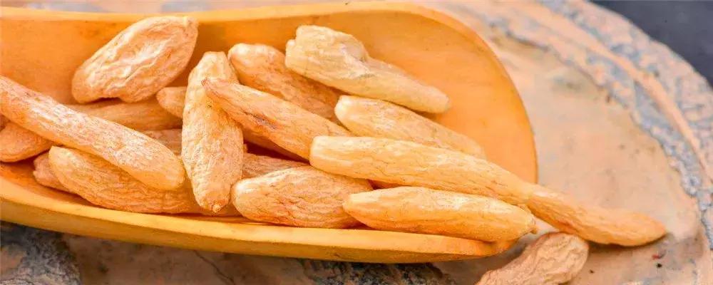 女性美容养颜药酒配方视频,女人泡什么药酒补气血又美容养颜