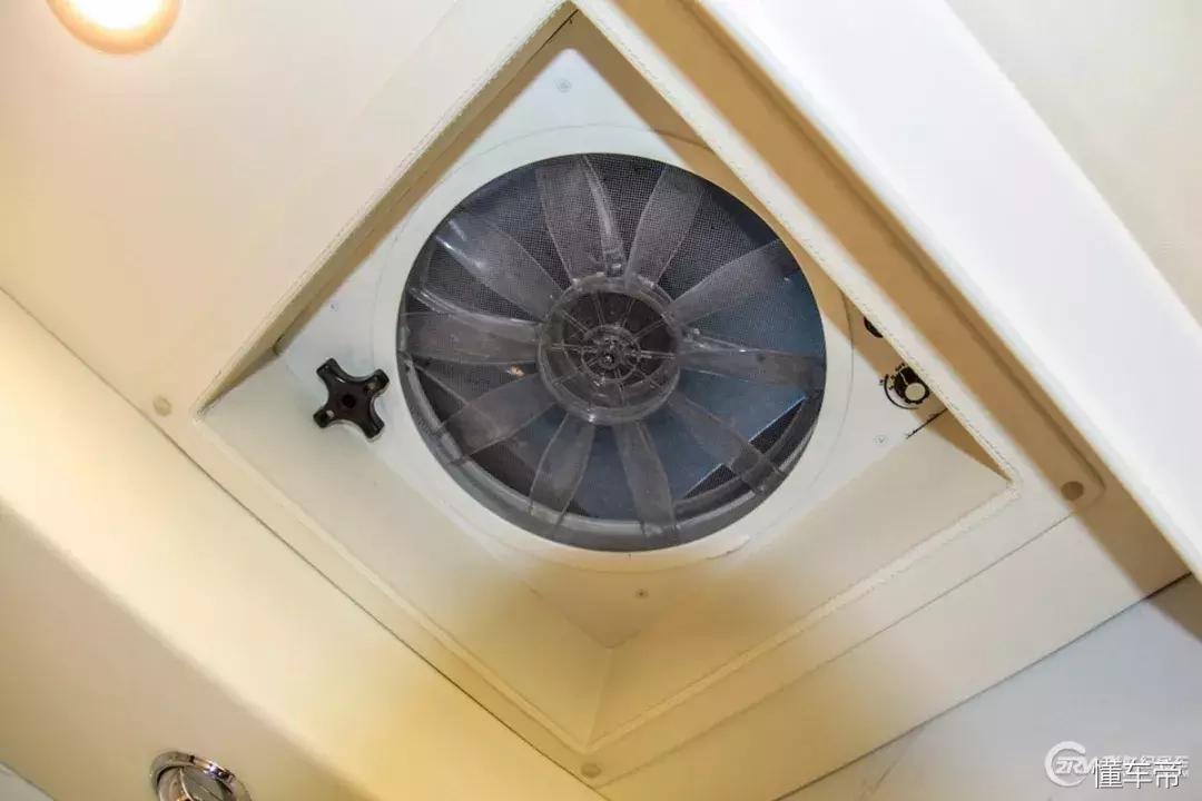 一辆保时捷大约值多少钱,一辆保时捷跑车多少钱