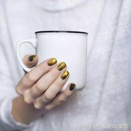 春天裸色指甲油适合清新的你,黑肤色指甲油推荐哪款好用