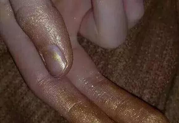 戴耳套还是耳塞,戴袖套还是戴袖套