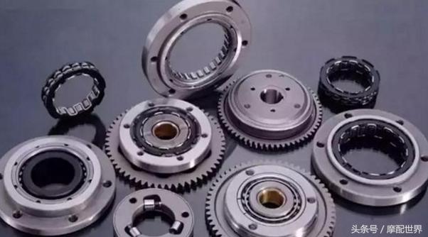 怎样判断弯梁摩托车离合器片磨损,怎么判断摩托车离合器磨损严重