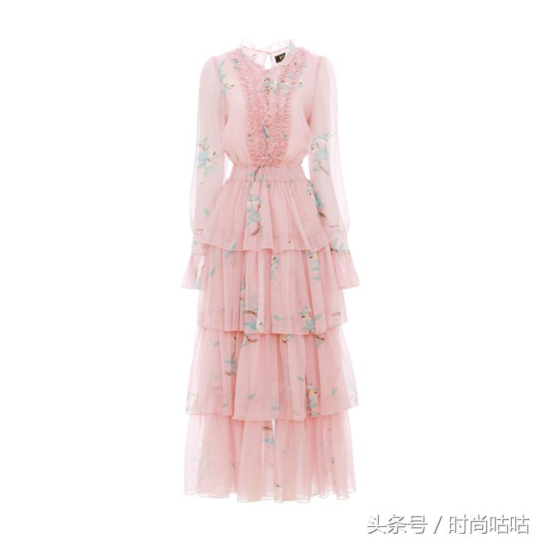 胖mm时尚荷叶边连衣裙,cos荷叶边连衣裙穿搭