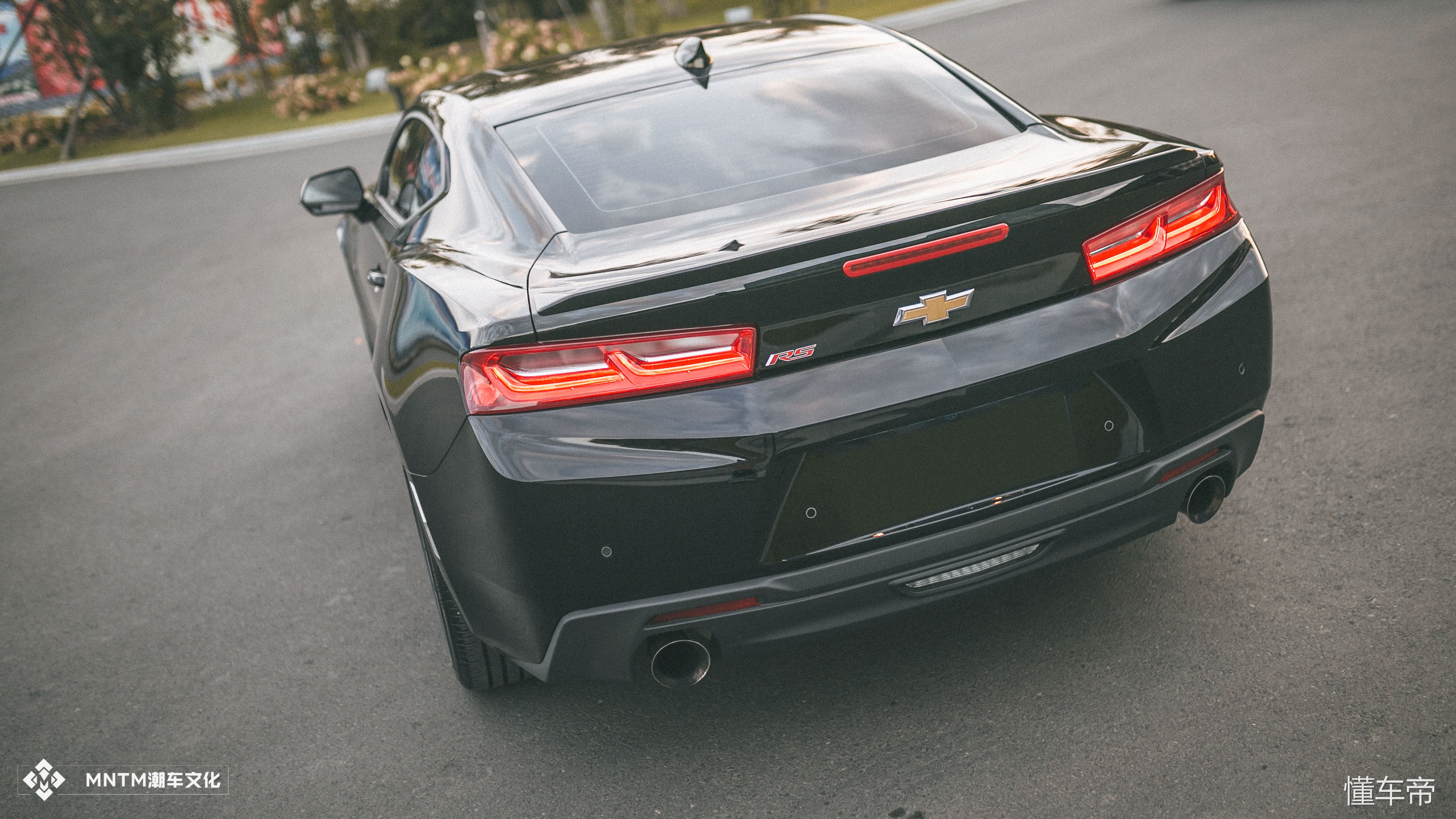 0-1科迈罗对比野马,科迈罗和野马的对比照