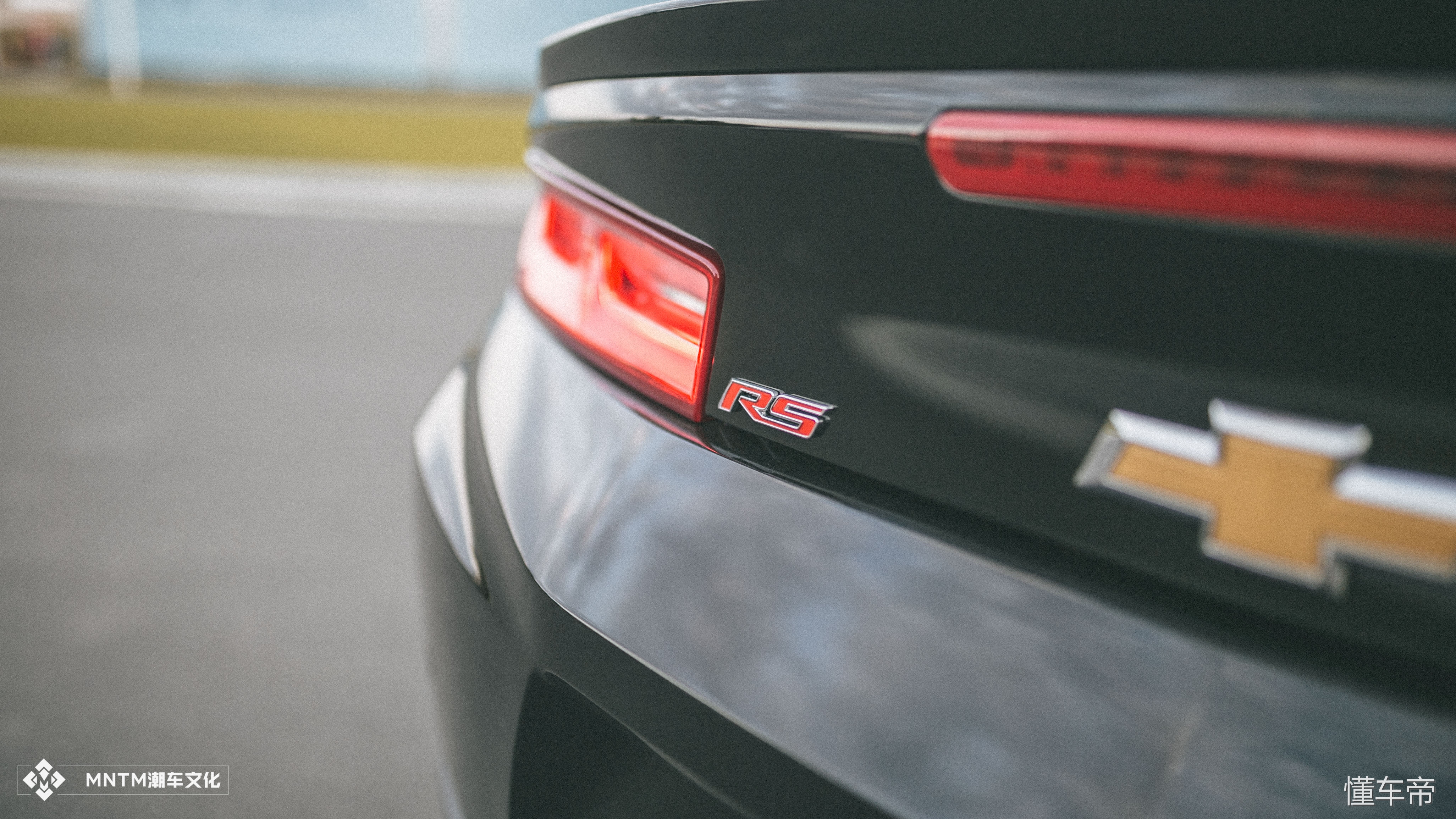 0-1科迈罗对比野马,科迈罗和野马的对比照