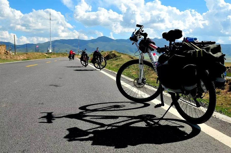 你必须知道的户外骑行必备装备,公路骑行装备清单一览表