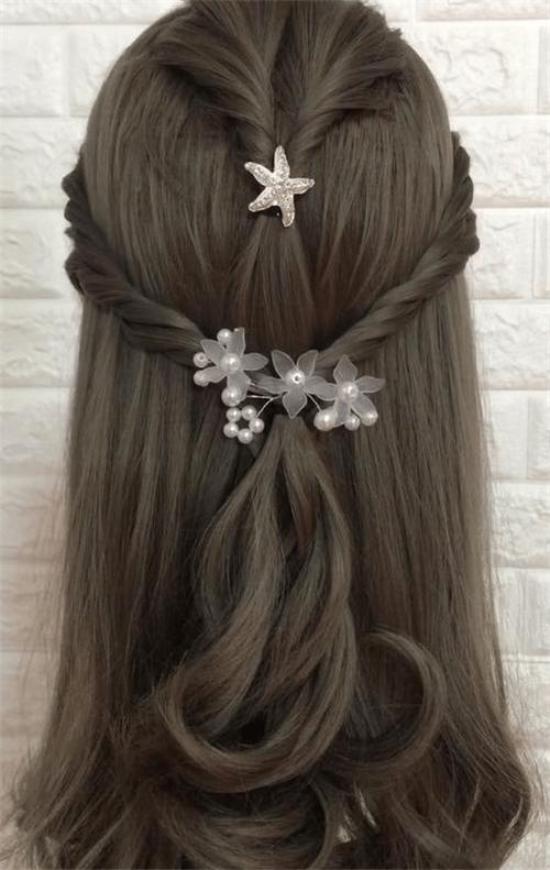 女大童编发简单漂亮短发10-12岁,一个适合短发女生的编发造型