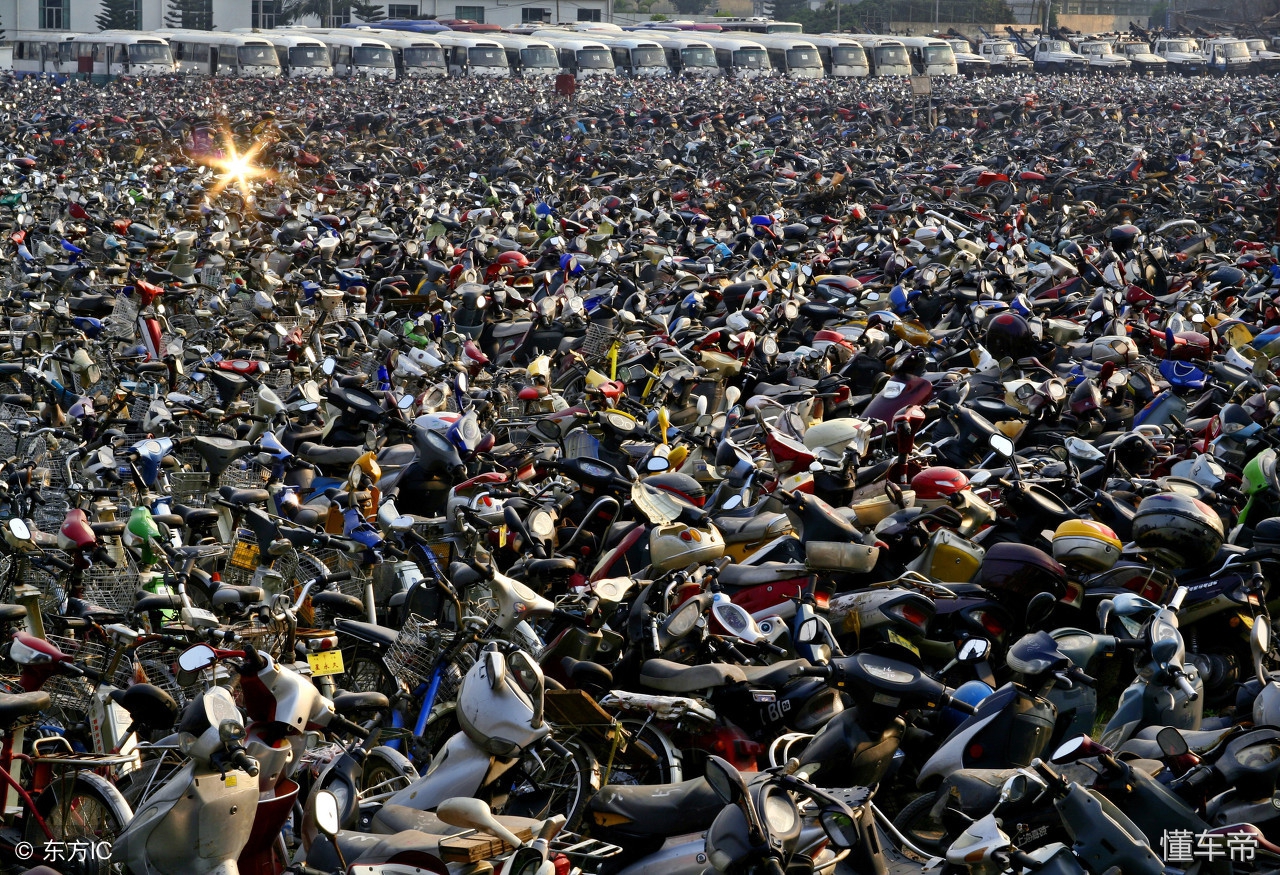 防城港交警讲电动车,交警喊你来上牌