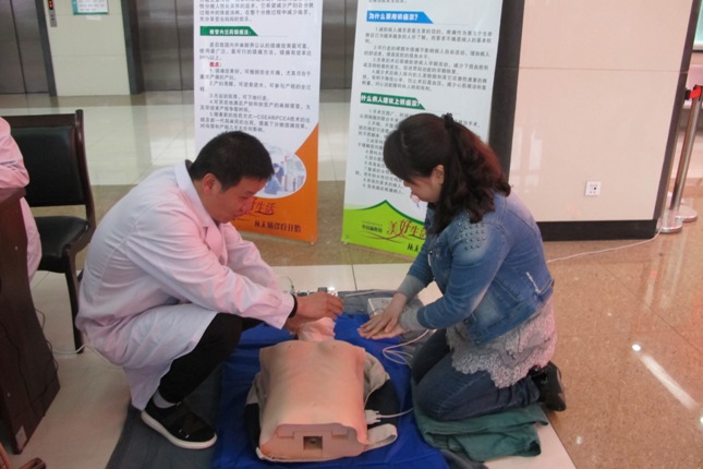 医院开展麻醉宣传周活动,中国镇痛周义诊宣传片