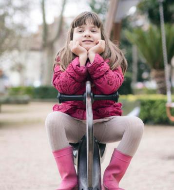 给孩子穿衣打扮,为什么不能把孩子打扮太时尚