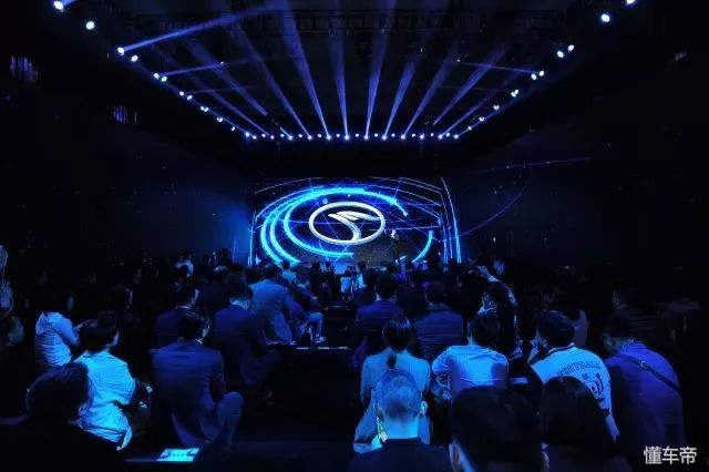 东南汽车最大的优点,东南原车的尾翼