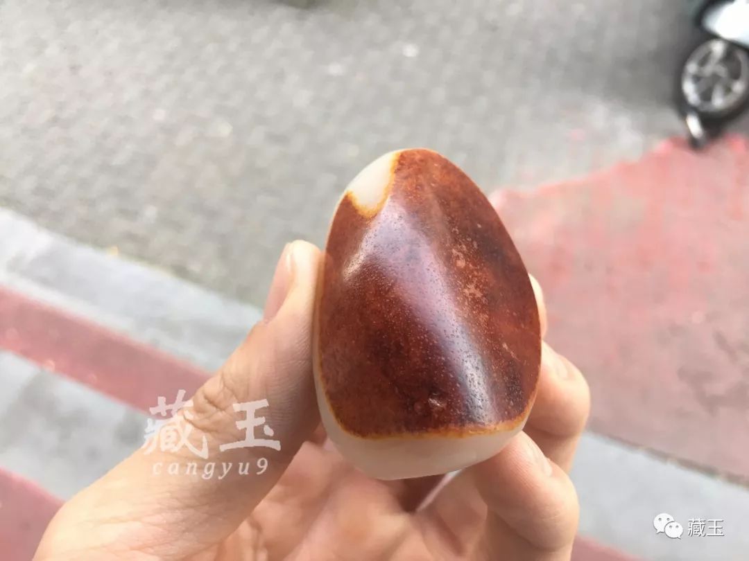 和田玉俄料贵吗,俄料和青海料哪个贵