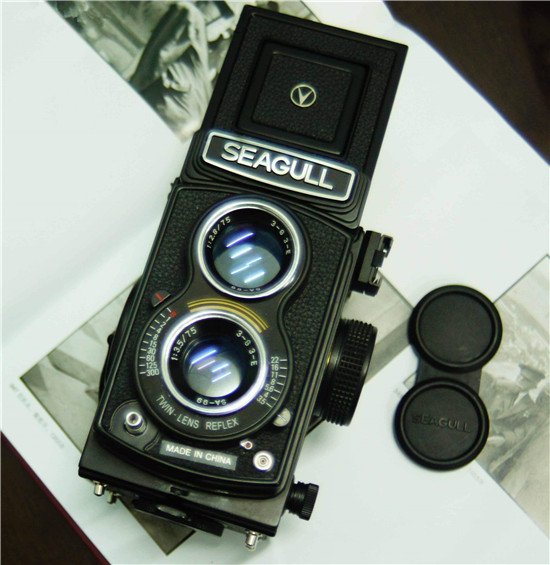 新时代潮流科技相机,双镜头老式照相机