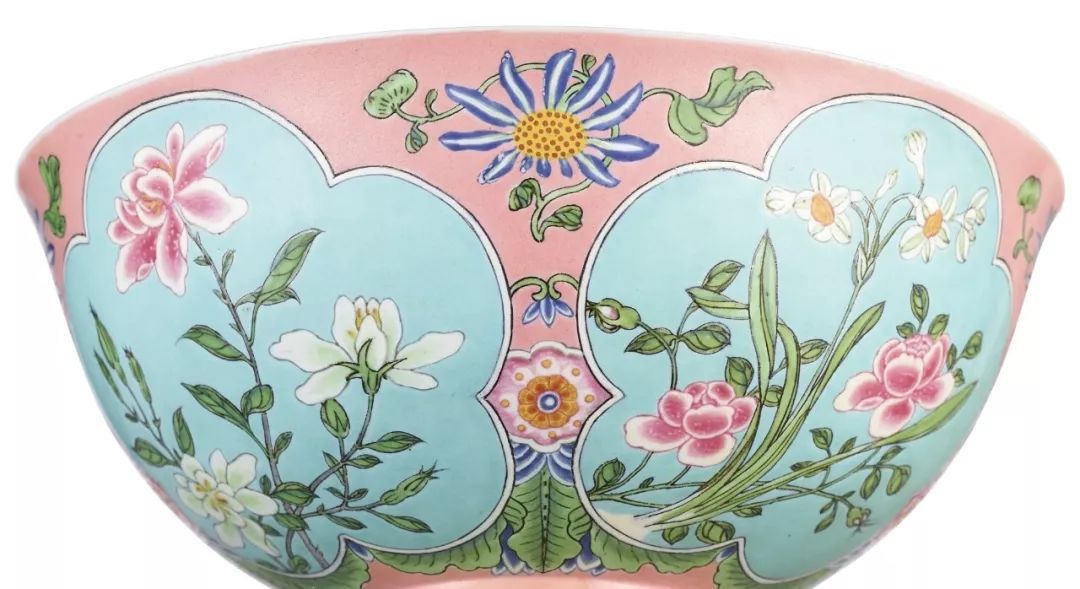 苏富比康熙紫檀双柜拍卖,苏富比康熙五彩杯