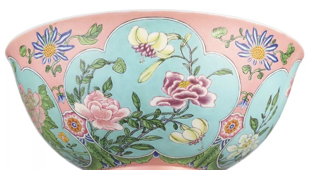 苏富比康熙紫檀双柜拍卖,苏富比康熙五彩杯