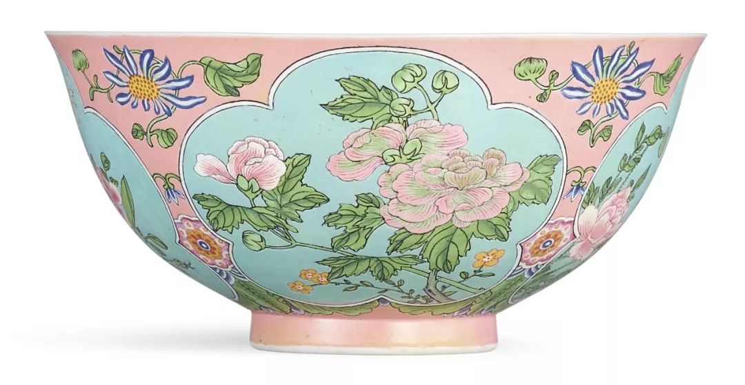 苏富比康熙紫檀双柜拍卖,苏富比康熙五彩杯