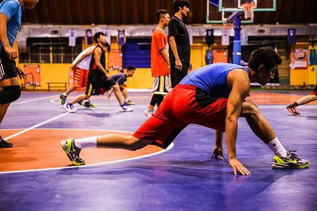 职业篮球训练的一天,职业篮球一日训练内容