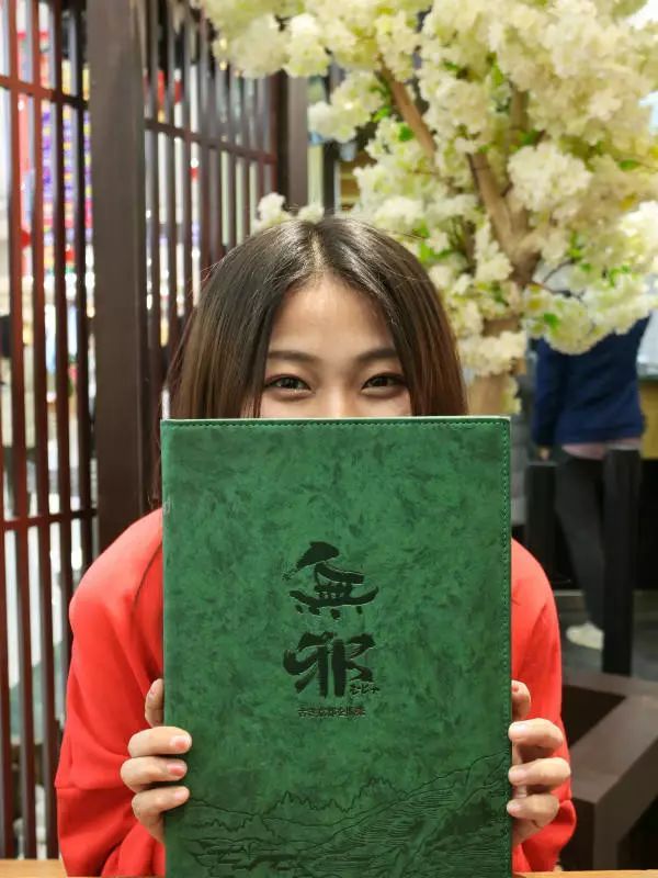 全国分店200多家的原谅色网红甜品，这次你被“绿”得心甘情愿！